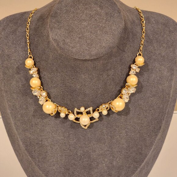 Brand New! KATE SPADE: Gold-Toned Flower| CZ|Glass|Crystal| Pearl Necklace - Picture 4 of 6